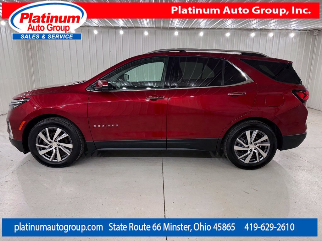 Used 2023 Chevrolet Equinox Premier FWD image 2