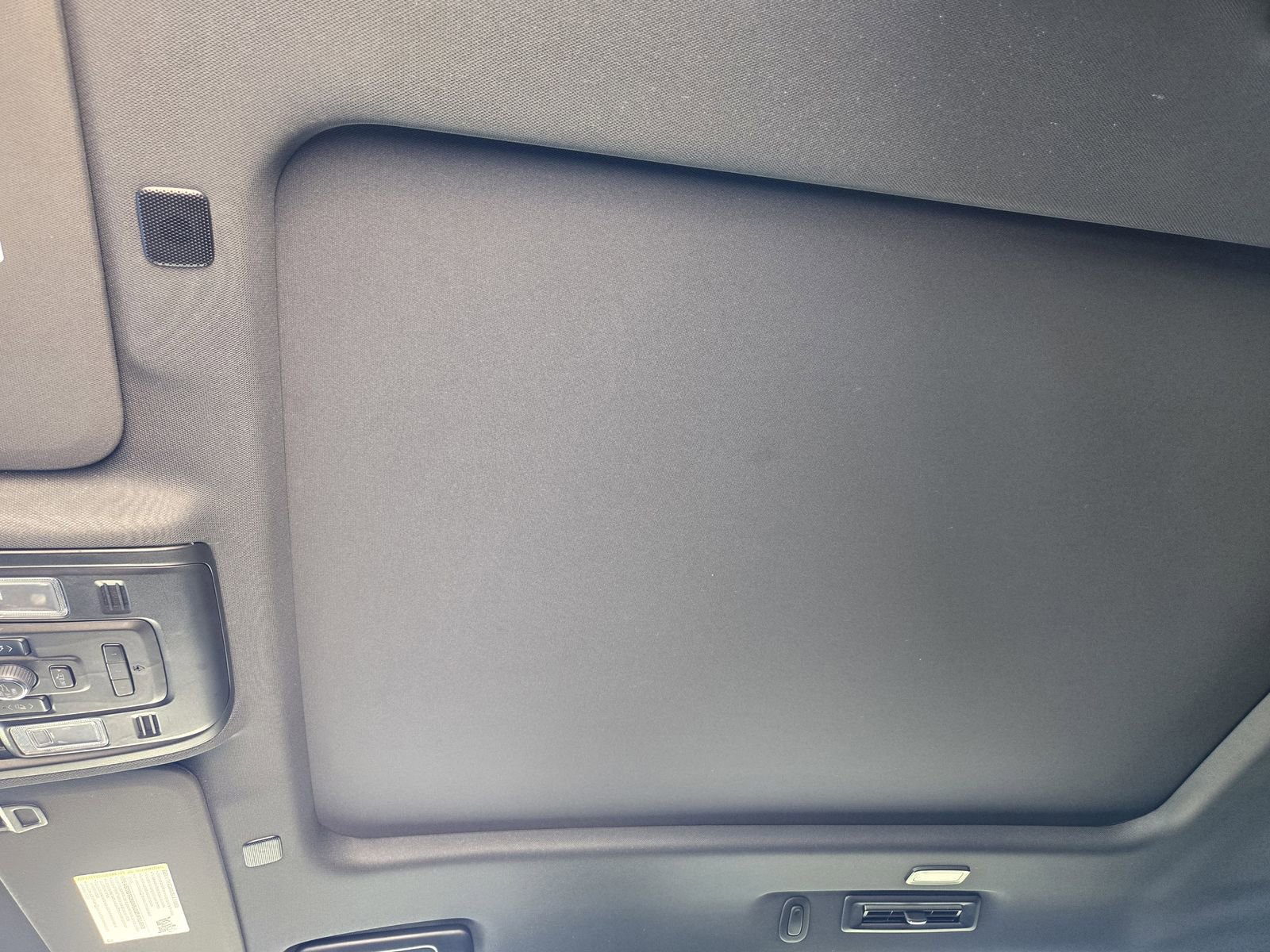 Used 2023 GMC Yukon XL AT4 w/ Technology Package image 27