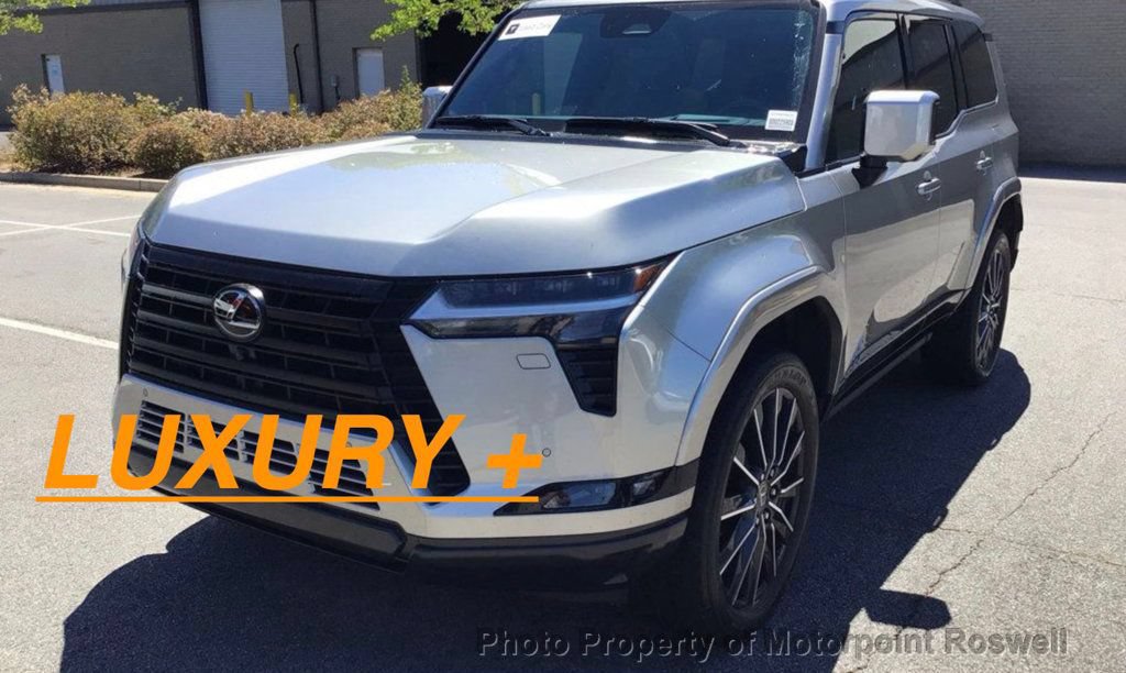 Used 2024 Lexus GX 550 w/ Accessory Package (Z1) AWD/4WD image 32