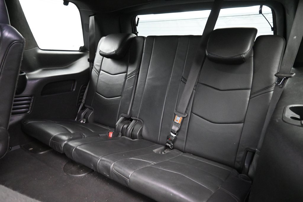 Used 2018 Cadillac Escalade Platinum AWD/4WD image 27