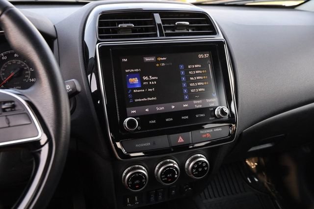 Used 2024 Mitsubishi Outlander Sport SE AWD/4WD image 17