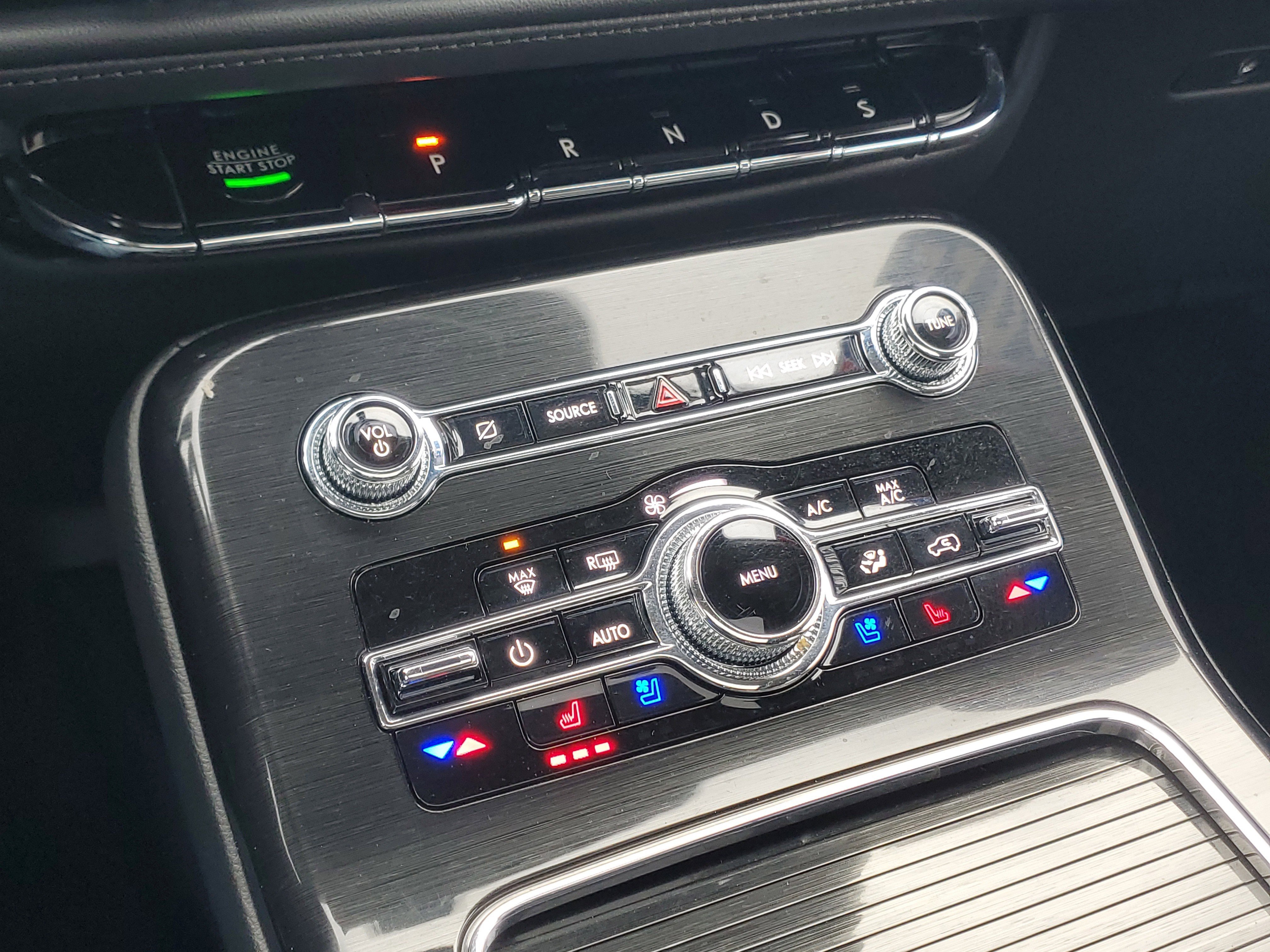 Certified 2022 Lincoln Nautilus Reserve w/ Equipment Group 201A image 18