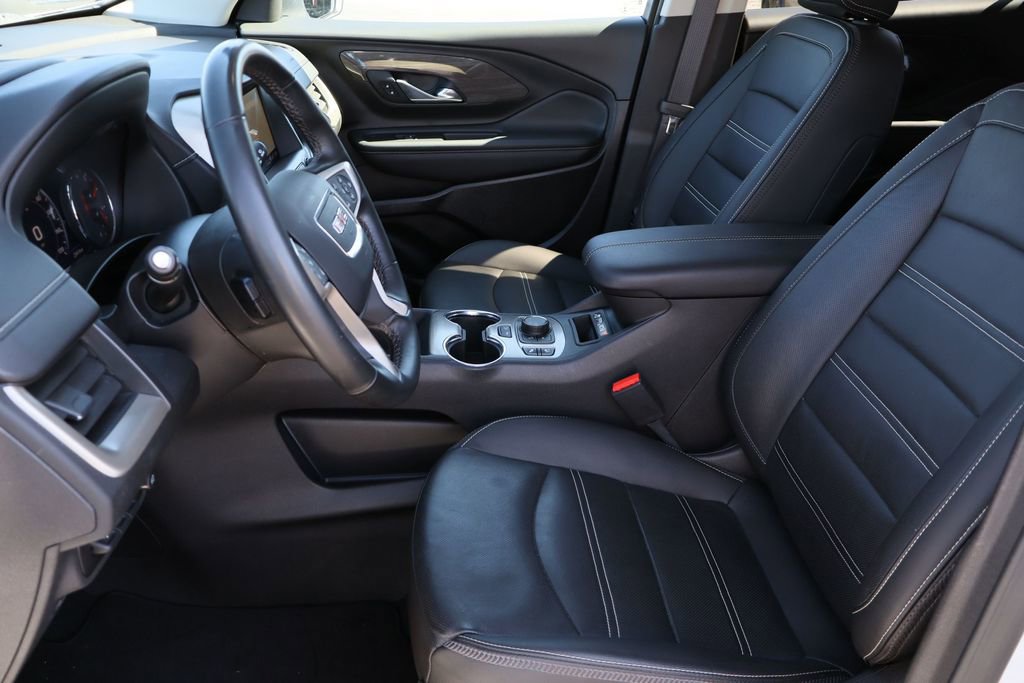 Used 2023 GMC Terrain Denali w/ Denali Premium Package image 21
