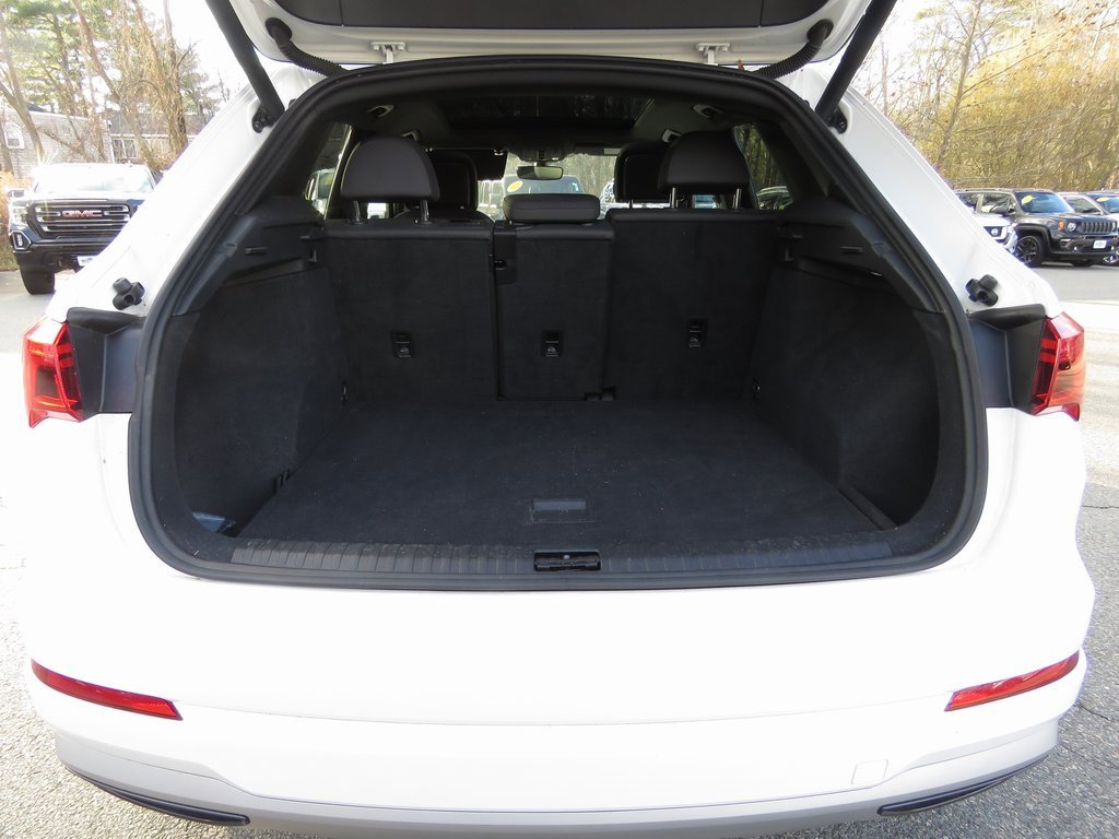 Used 2019 Audi Q3 2.0T Premium image 18