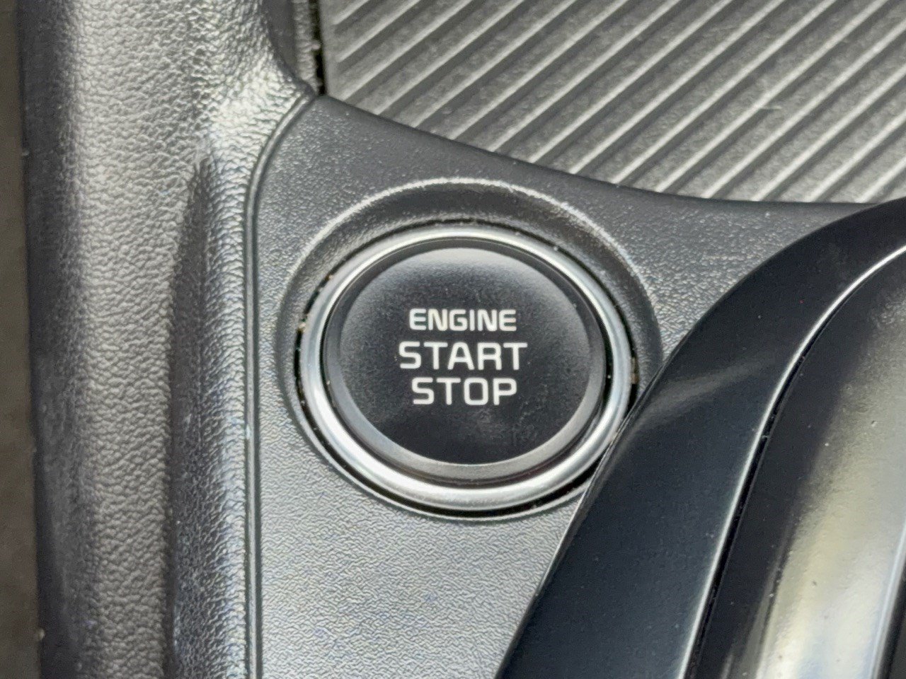 Used 2025 Kia K4 FWD image 20