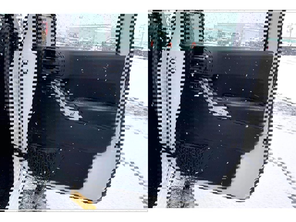 Used 2017 Jeep Wrangler Unlimited Sahara w/ LED Lighting Group image 23