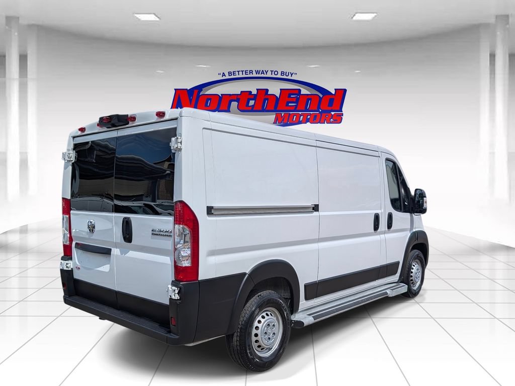 Used 2025 RAM ProMaster 2500 w/ U-Haul Equipment Group FWD image 7