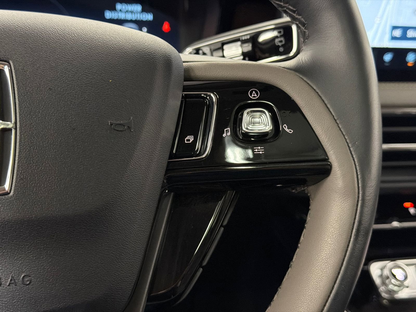 Certified 2024 Lincoln Corsair Grand Touring w/ Equipment Group 302A image 23