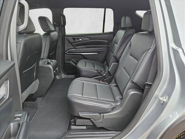 New 2026 Chevrolet Traverse LT w/ Driver Confidence Package image 17