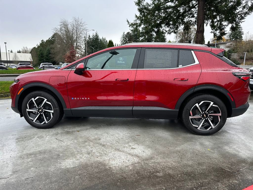 New 2026 Chevrolet Equinox EV LT image 2