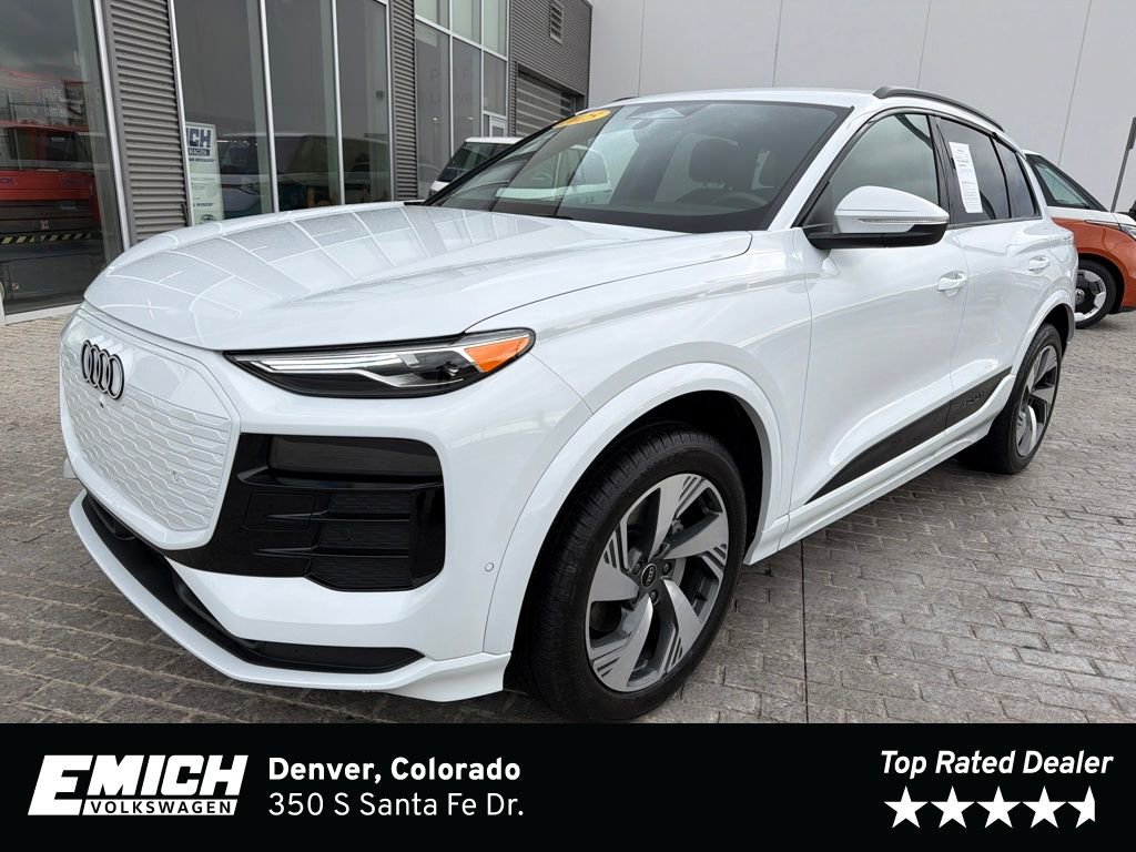 Used 2025 Audi Q6 e-tron Premium w/ Convenience Package image 1