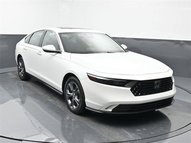 Used 2023 Honda Accord EX image 7