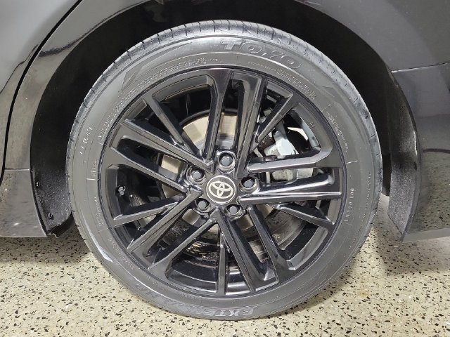 Used 2026 Toyota Camry SE FWD image 8