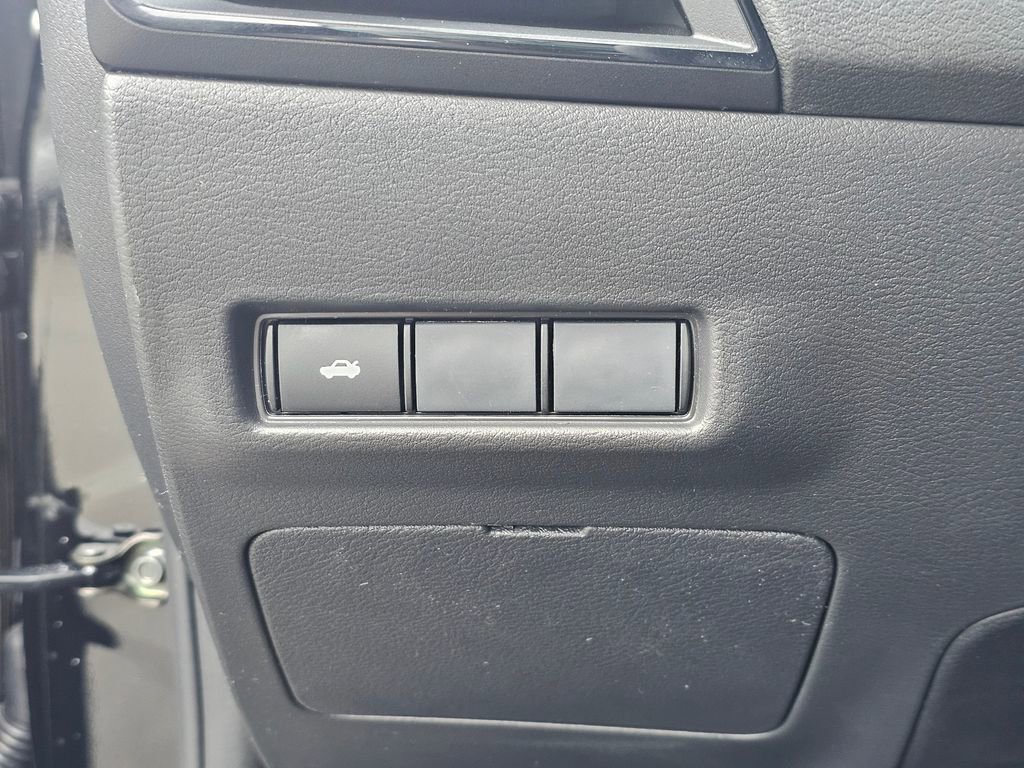 New 2026 Nissan Sentra SV w/ Floor Mat Package FWD image 30
