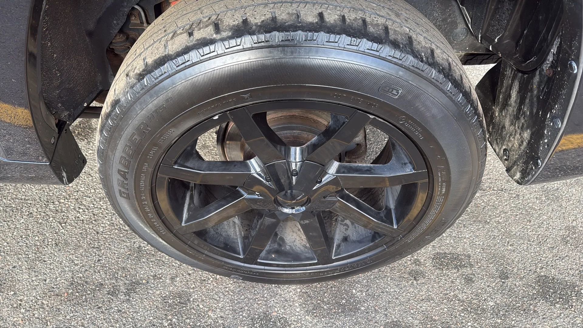 Used 2017 Toyota 4Runner Limited image 9