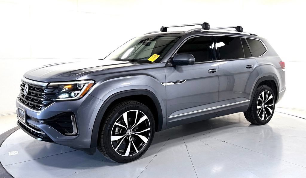 Used 2024 Volkswagen Atlas SEL Premium R-Line AWD/4WD image 8