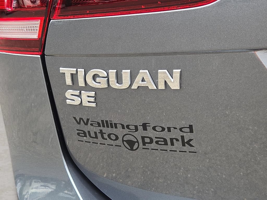 Used 2018 Volkswagen Tiguan SE FWD image 29