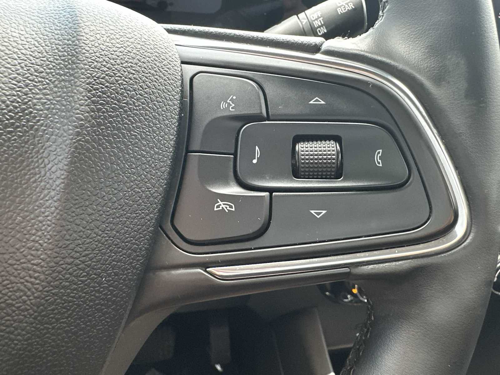 Certified 2025 Buick Encore GX Sport Touring w/ Advanced Technology Package FWD image 27