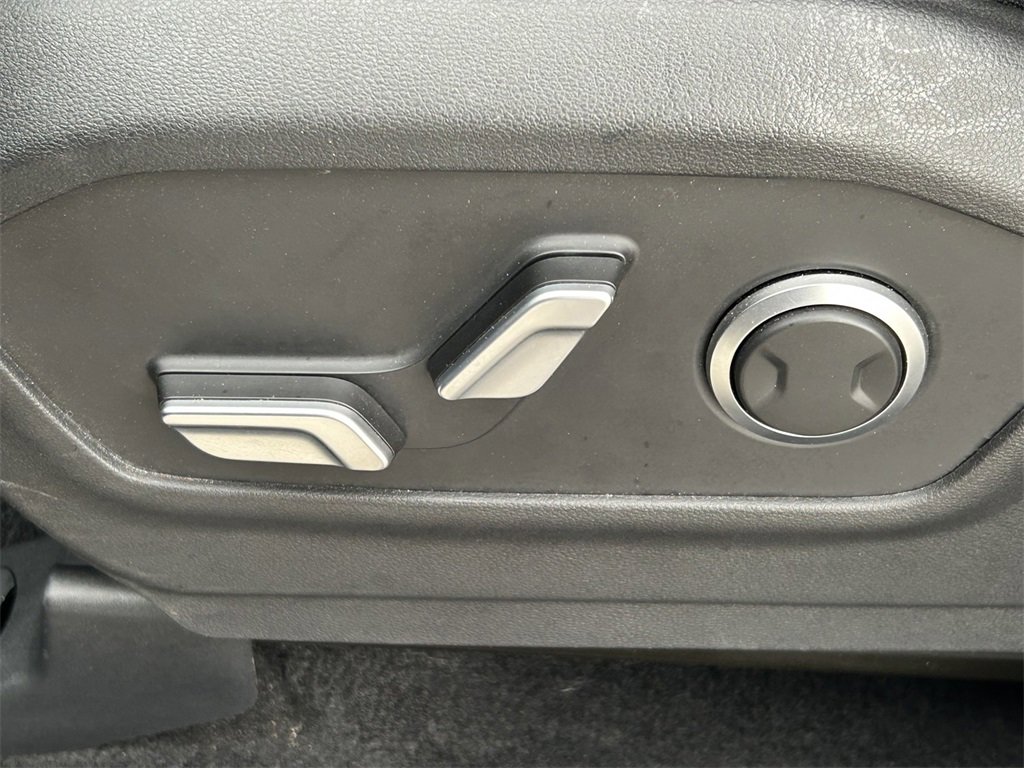 Used 2025 Hyundai Santa Fe SEL image 25