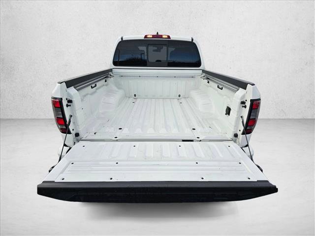 Used 2022 Nissan Frontier SV image 7