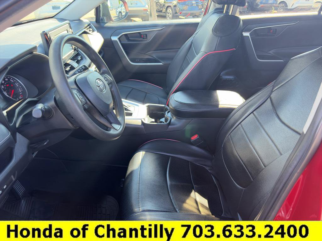 Used 2021 Toyota RAV4 LE AWD/4WD image 54