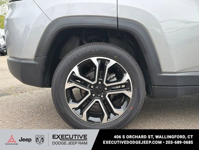 Used 2023 Jeep Compass Limited w/ Sun and Sound Group AWD/4WD image 17