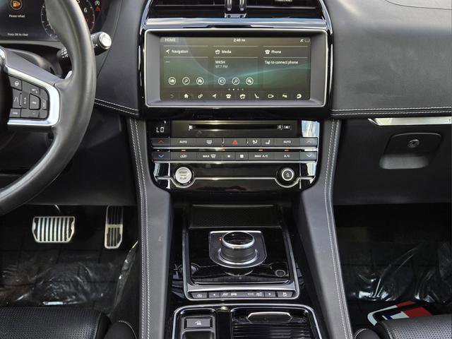 Used 2020 Jaguar F-PACE S image 26