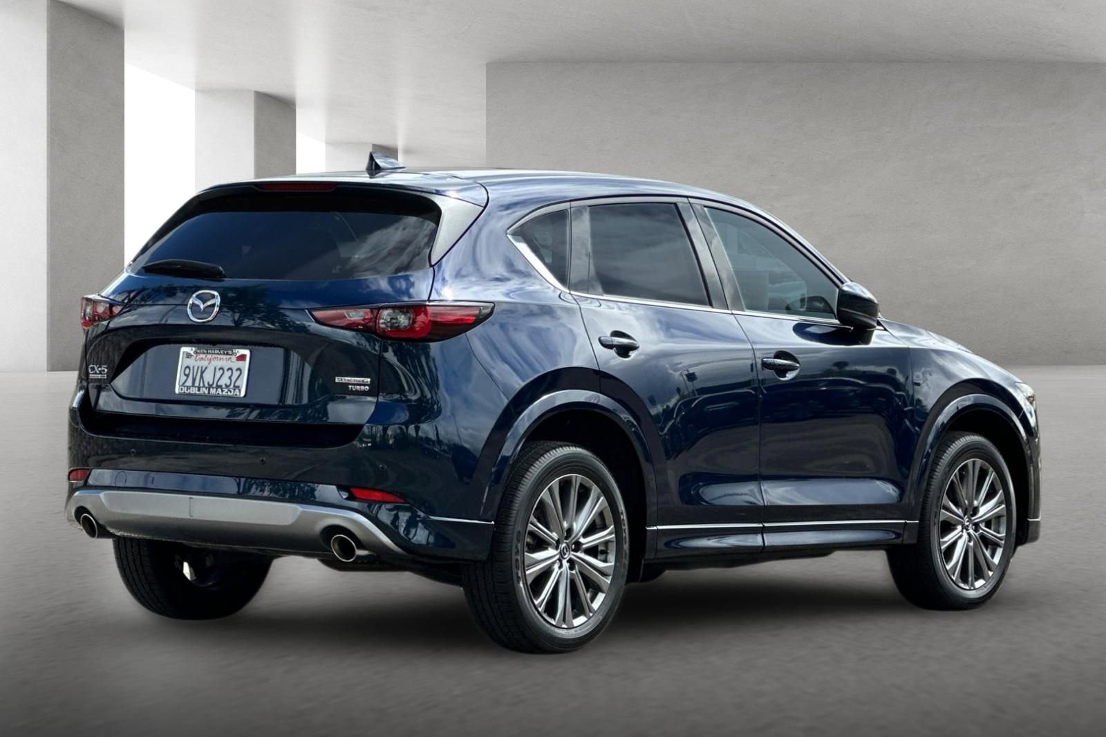 Certified 2025 MAZDA CX-5 Signature image 4