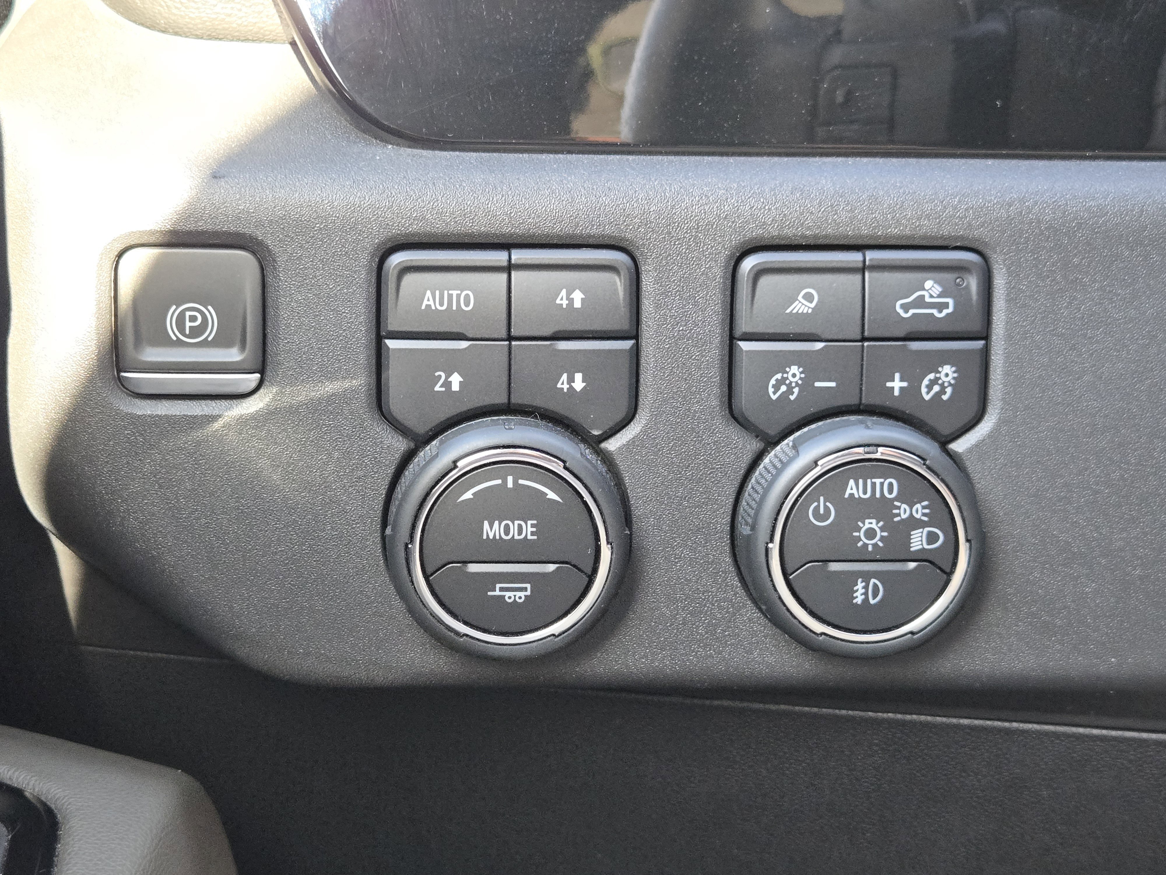 Used 2023 Chevrolet Silverado 1500 ZR2 w/ ZR2 Bison Edition AWD/4WD image 25