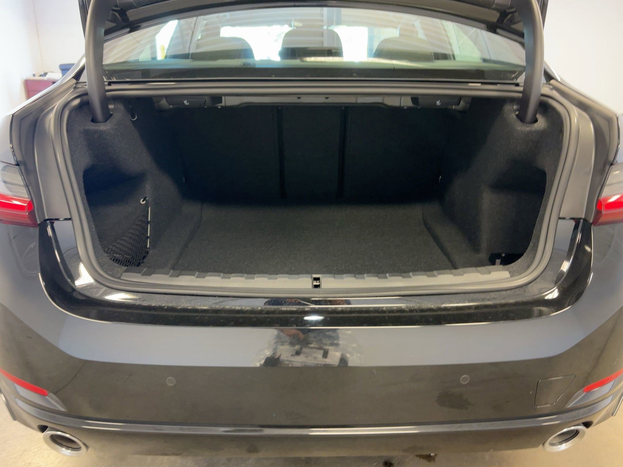 Used 2026 BMW 330i Sedan image 19