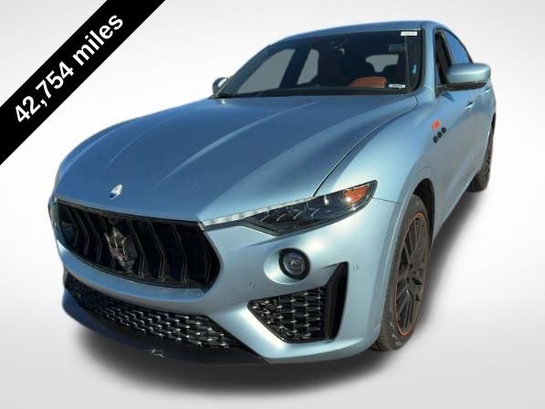 Used 2023 Maserati Levante F Tributo image 2
