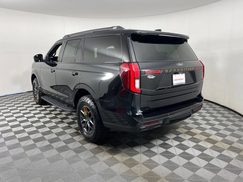 Used 2025 Ford Expedition Tremor AWD/4WD image 19