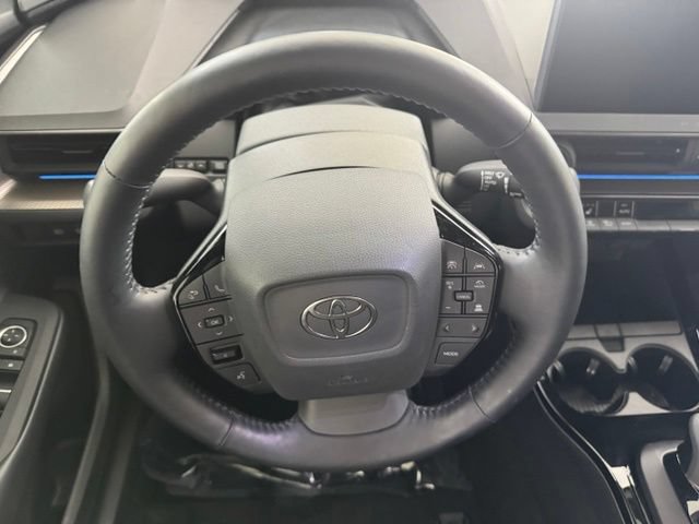 Used 2025 Toyota Prius XLE FWD image 27