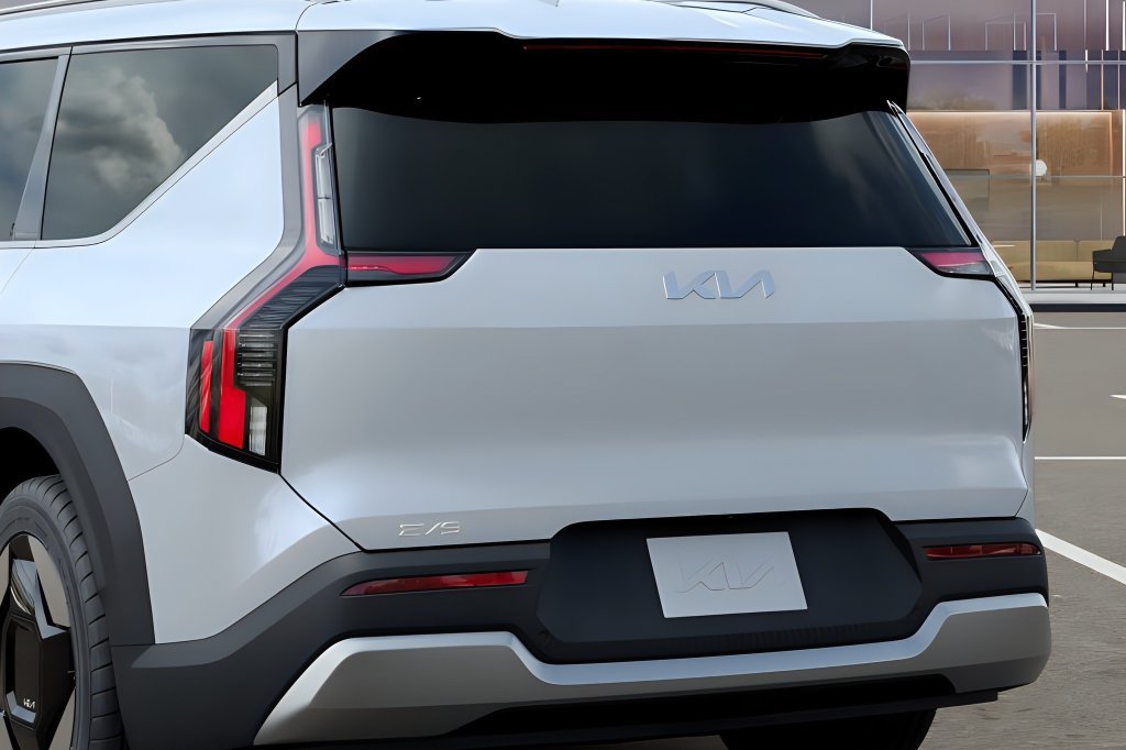 New 2026 Kia EV9 Wind AWD/4WD image 28