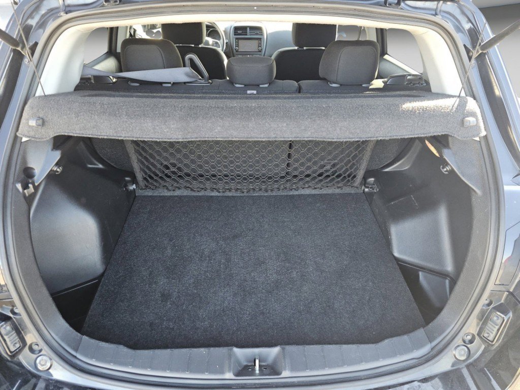 Used 2023 Mitsubishi Outlander Sport ES image 23