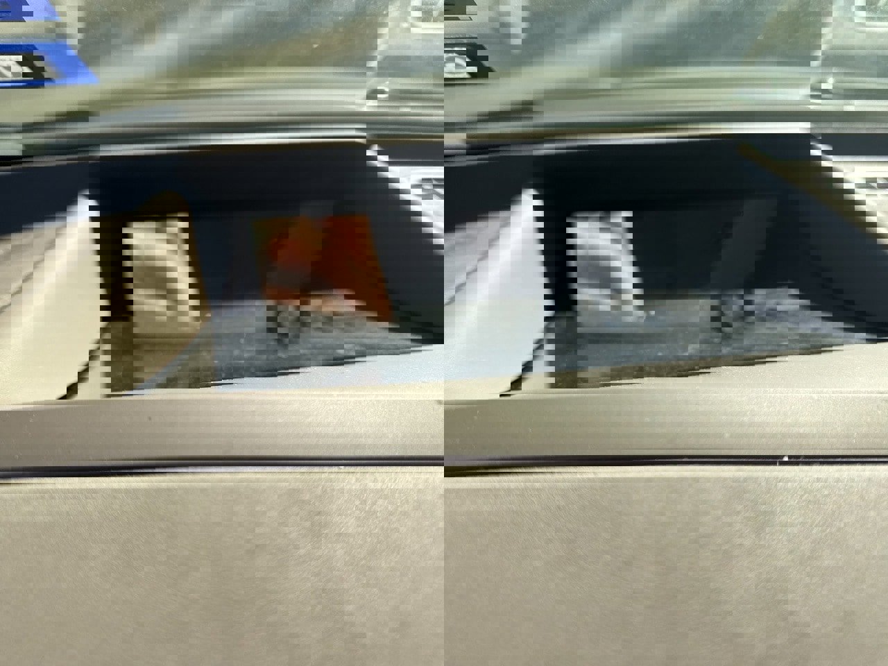 Used 2022 Mercedes-Benz EQS 580 4MATIC Sedan image 11