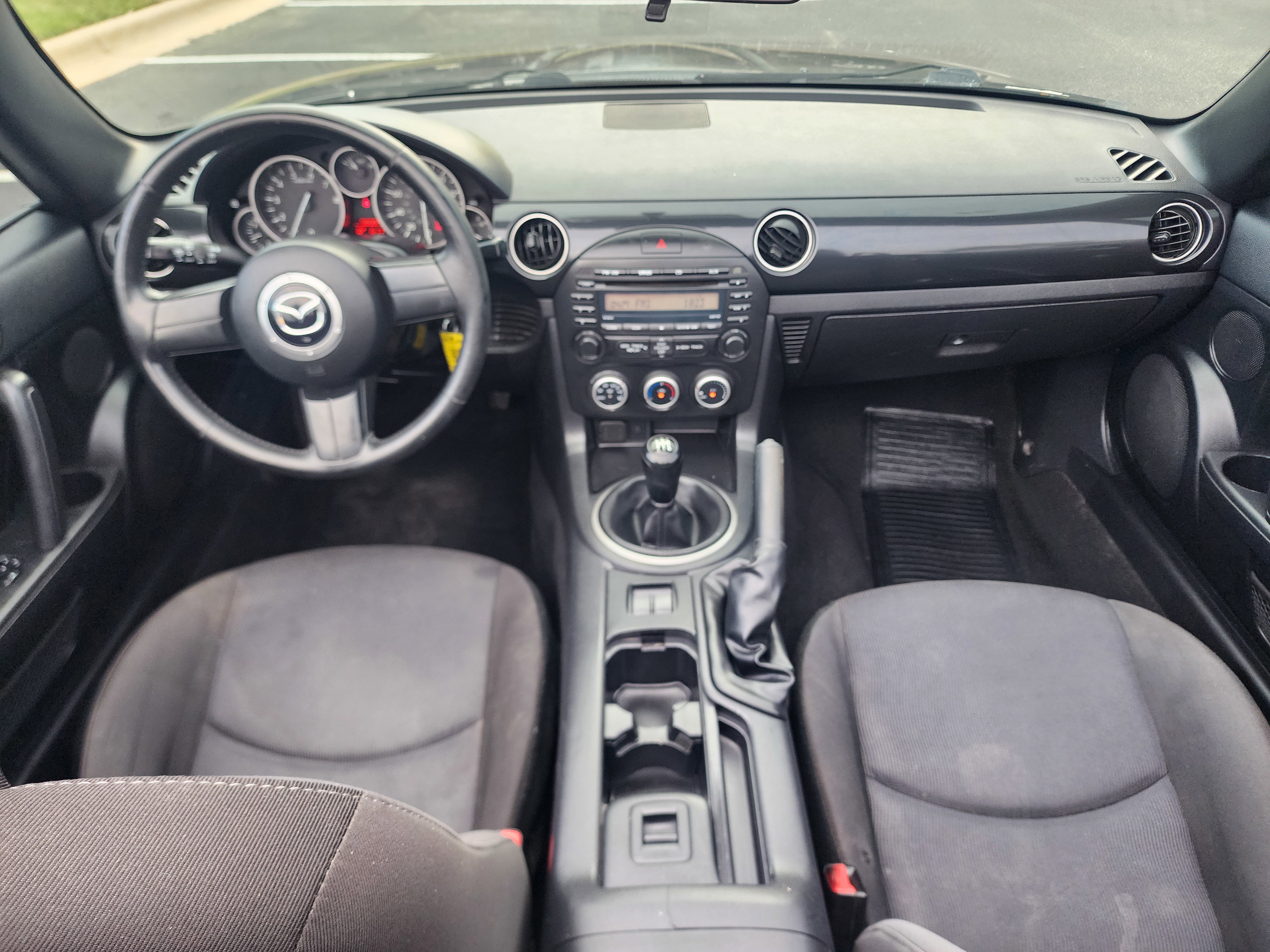 Used 2014 MAZDA MX-5 Miata Sport RWD image 21
