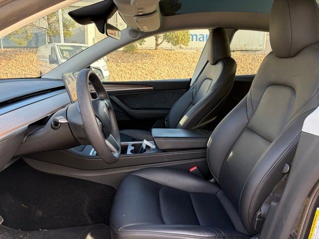 Used 2024 Tesla Model Y Long Range image 13