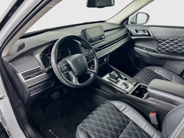 Used 2022 Mitsubishi Outlander SEL AWD/4WD image 9