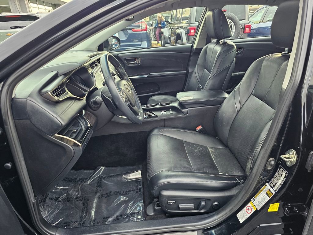 Used 2016 Toyota Avalon Limited image 20
