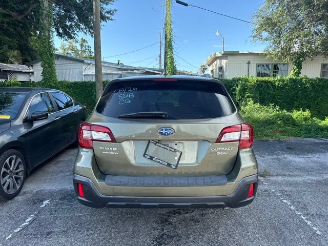 Used 2019 Subaru Outback 3.6R Touring AWD/4WD image 6