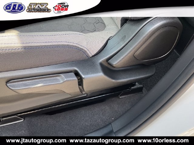 Used 2025 Subaru Forester AWD/4WD image 11