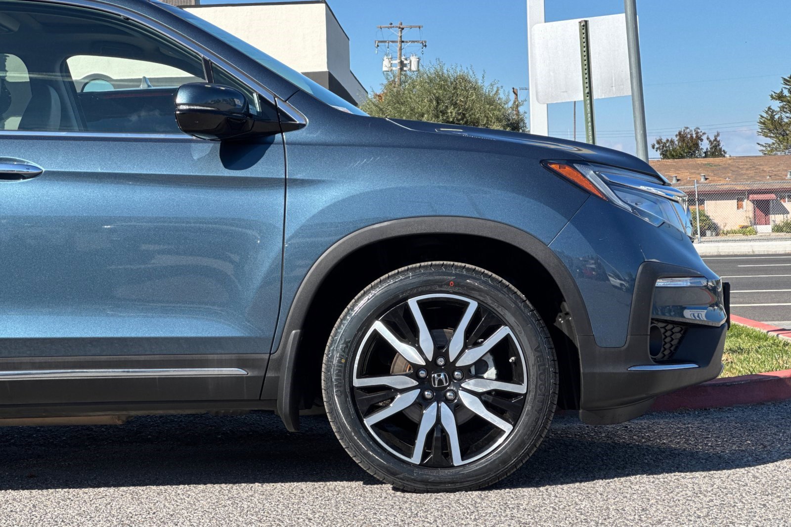 Used 2021 Honda Pilot Elite image 36