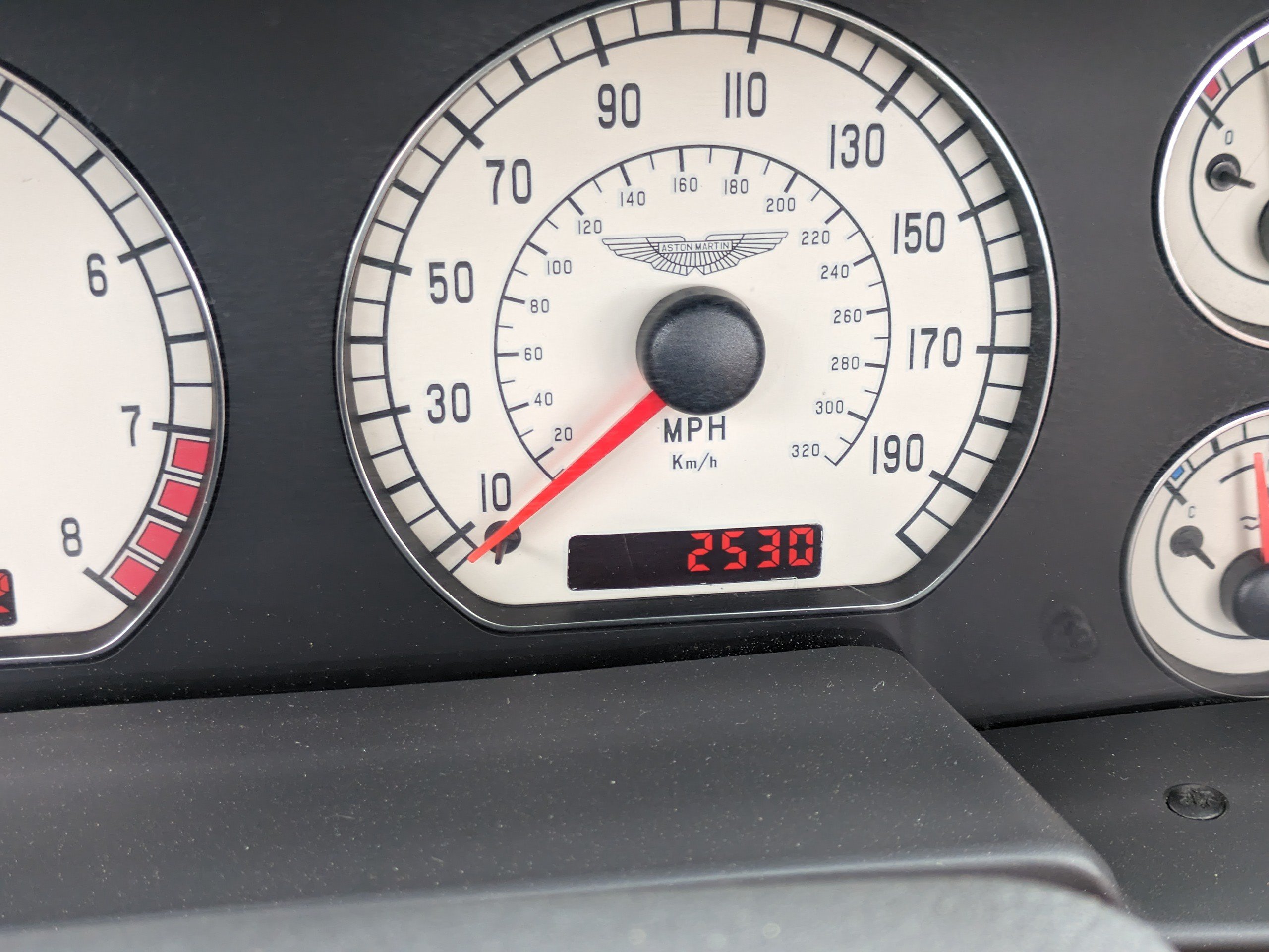 Used 2003 Aston Martin DB7 Vantage RWD image 25
