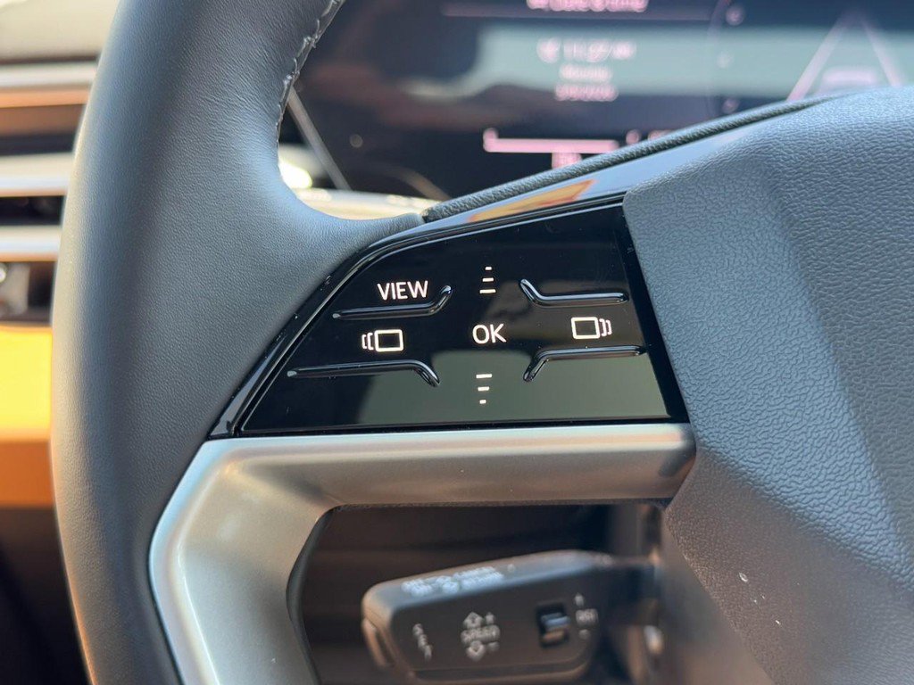 Used 2025 Audi A5 2.0T Premium w/ Convenience Package image 17