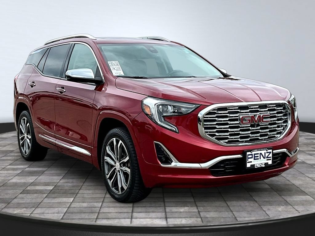 Used 2019 GMC Terrain Denali w/ Advanced Safety Package AWD/4WD image 3