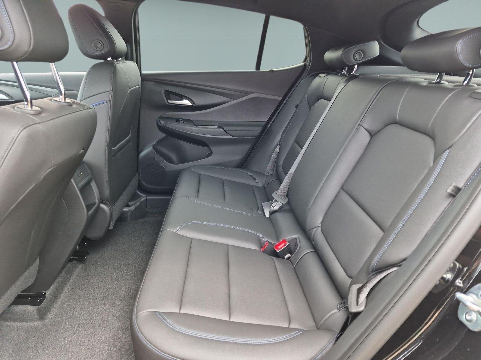 New 2026 Buick Envista Sport Touring w/ Convenience I Package FWD image 25