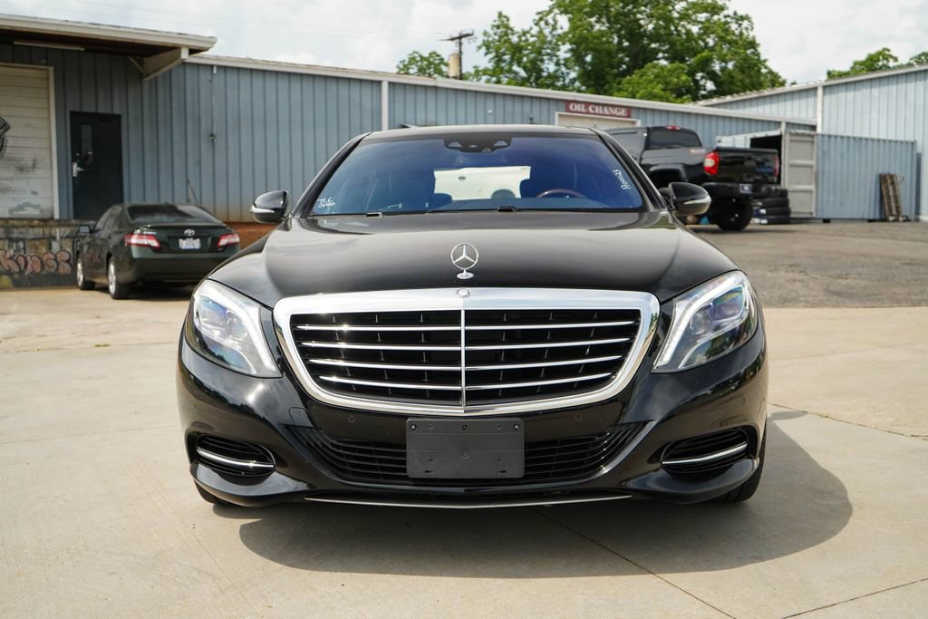 Used 2017 Mercedes-Benz S 550 Sedan image 17