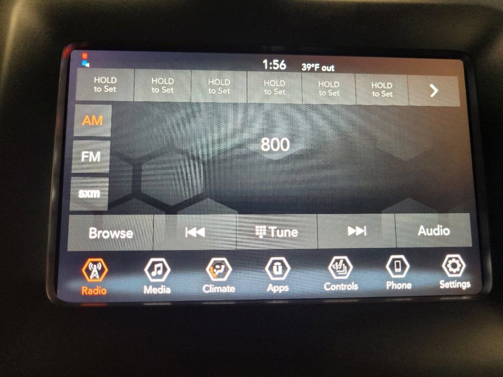 Used 2021 Jeep Cherokee Latitude Plus AWD/4WD image 25