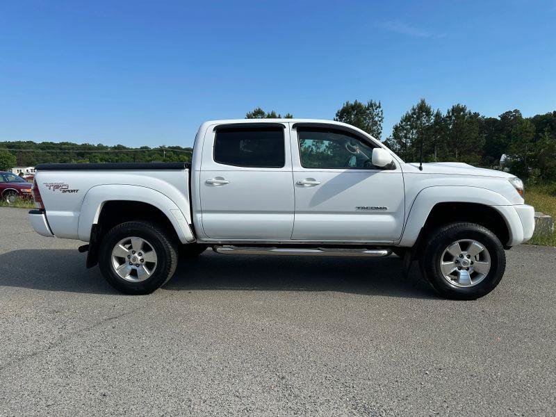 Used 2009 Toyota Tacoma PreRunner RWD image 5